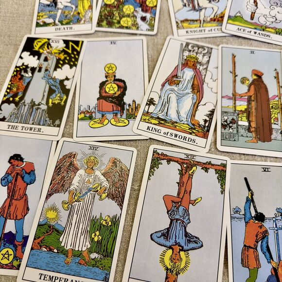 Original size tarot cards deck 3"x 5" 78 Cards Radiant Wise Spirit Tarot Pouch - Picture 5 of 16